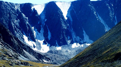 Tavan Bogd National Park in the Altai mountains is one of the highlight of western mongolia.