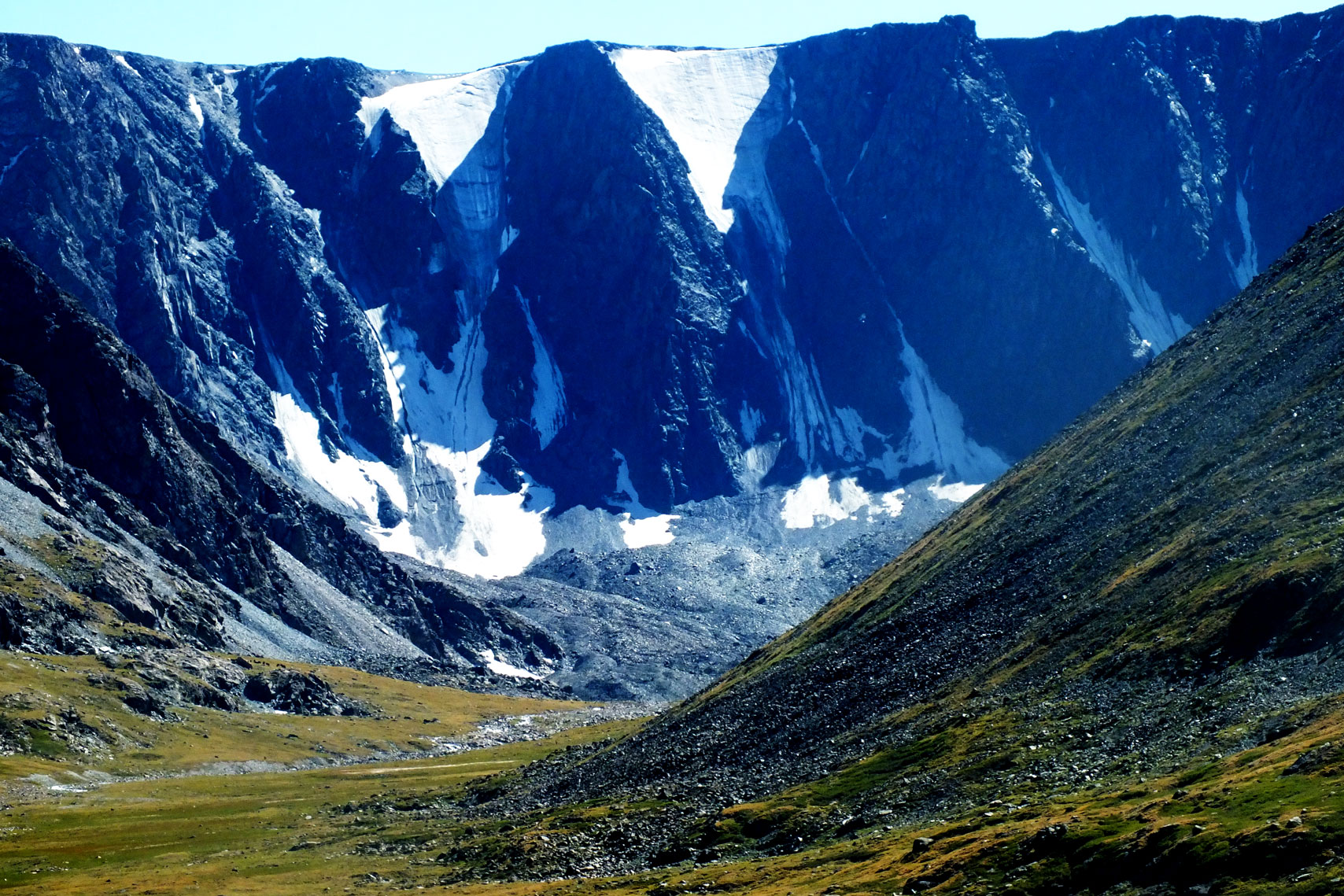 Western Mongolia tour with Tavan Bogd national park